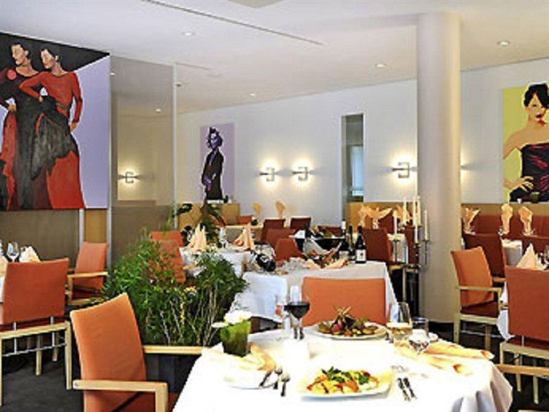 Mercure Hotel Dusseldorf City Nord Restaurant bilde